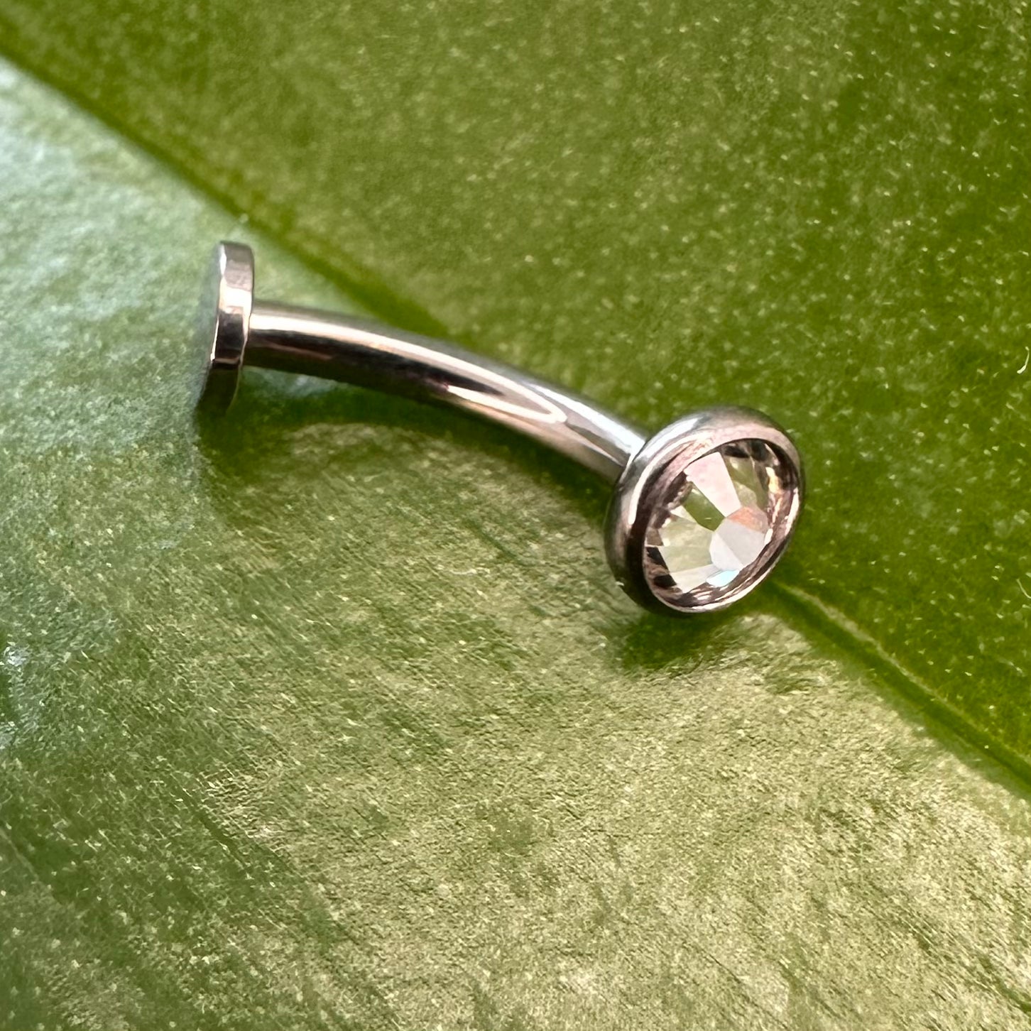 FLOATING NAVEL CLASSIC-T132